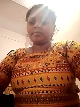 Snapshot of Hot_crety chatting on September 22, 2025, 3:45 am Hot crety online show from September 22, 2025, 3:45 am