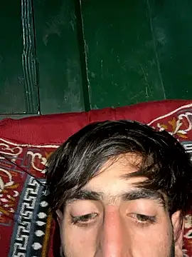 lyath3245 online show from March 11, 2026, 6:46 pm