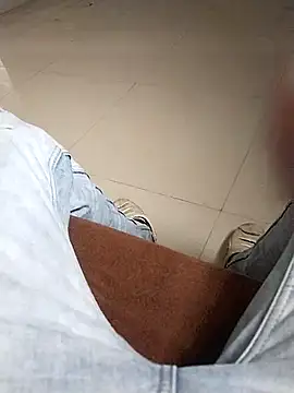 Snapshot of Wet_BunnyFun chatting on September 14, 2025, 6:03 am Wet BunnyFun online show from September 14, 2025, 6:03 am