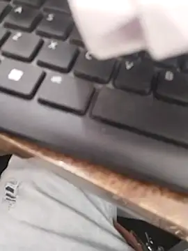 Snapshot of Wet_BunnyFun chatting on November 15, 2025, 10:30 am Wet BunnyFun online show from November 15, 2025, 10:30 am