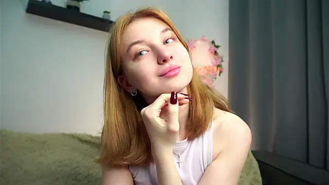 EasterBonney online show from October 9, 2025, 11:00 am