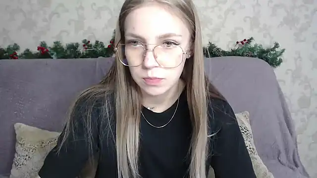 HitGyrl online show from January 14, 2026, 8:07 am