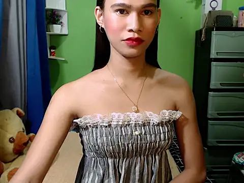 urseductivebarbie xx online show from March 13, 2026, 4:56 pm