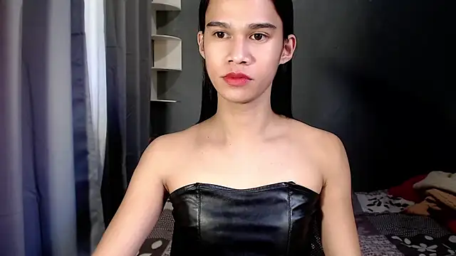 Snapshot of urseductivebarbie_xx chatting on October 20, 2025, 12:13 am urseductivebarbie xx online show from October 20, 2025, 12:13 am