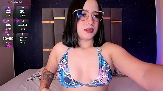 Snapshot of SweetAnya01 chatting on November 26, 2025, 4:23 am SweetAnya01 online show from November 26, 2025, 4:23 am