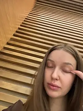 Snapshot of ElliRose chatting on November 30, 2025, 8:15 am ElliRose online show from November 30, 2025, 8:15 am