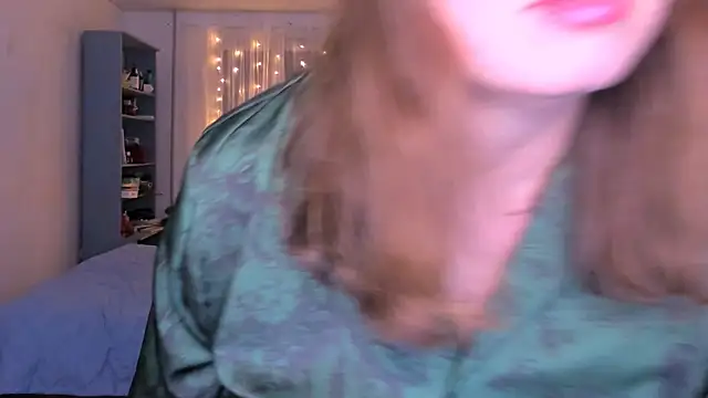 NancySanders online show from December 14, 2025, 7:52 pm