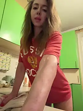 Snapshot of MarinaDiva11_74 chatting on December 20, 2025, 7:39 pm MarinaDiva11 74 online show from December 20, 2025, 7:39 pm