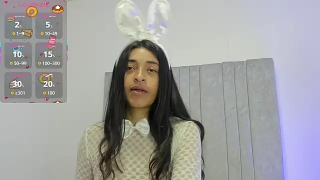 RousyMoon online show from October 22, 2025, 12:37 pm