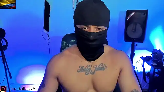 zeus 7777 online show from January 7, 2026, 2:38 am