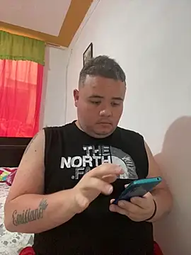 Snapshot of Chimbo-1996 chatting on November 20, 2025, 8:31 pm Chimbo-1996 online show from November 20, 2025, 8:31 pm