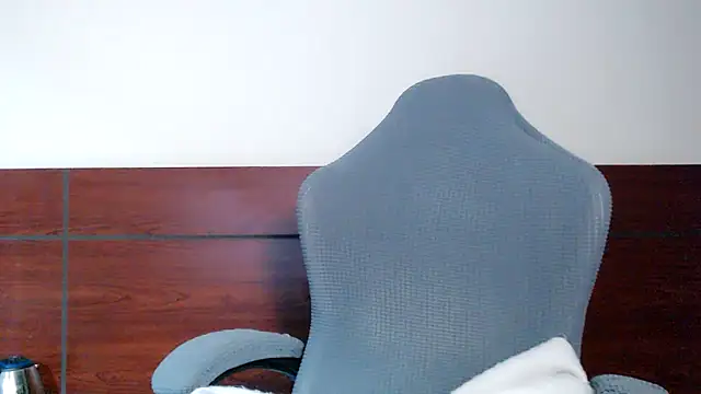 Cam-Ly online show from February 5, 2026, 11:22 pm