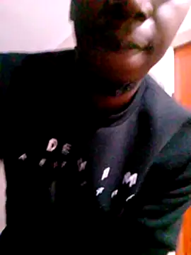 1Mrchase93 online show from June 19, 2026, 4:51 am