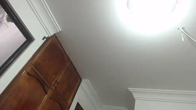 nathaly jones  online show from April 9, 2026, 12:00 pm