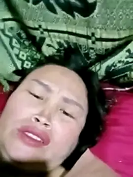 maple694 online show from December 2, 2025, 12:40 pm