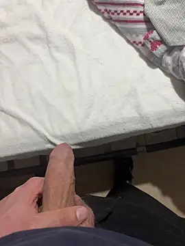 Snapshot of elcalabacin chatting on November 28, 2025, 9:15 pm elcalabacin online show from November 28, 2025, 9:15 pm