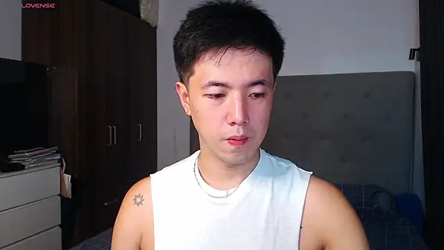 Snapshot of Addictiveboi chatting on February 28, 2026, 4:34 am Addictiveboi online show from February 28, 2026, 4:34 am