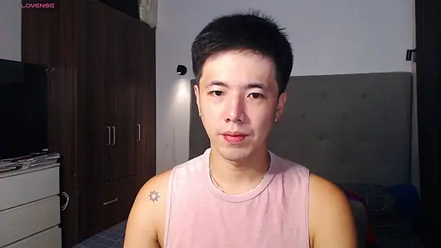 Snapshot of Addictiveboi chatting on March 1, 2026, 3:50 am Addictiveboi online show from March 1, 2026, 3:50 am