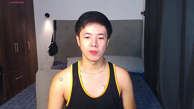 Snapshot of Addictiveboi chatting on January 16, 2026, 2:59 am Addictiveboi online show from January 16, 2026, 2:59 am