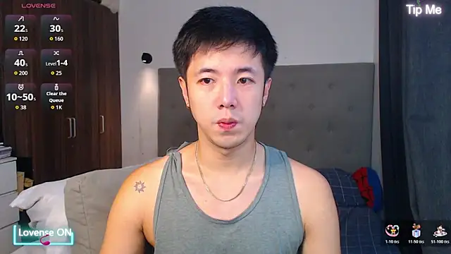 Snapshot of Addictiveboi chatting on December 17, 2025, 2:27 am Addictiveboi online show from December 17, 2025, 2:27 am