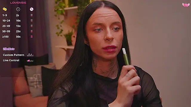 Snapshot of livia_starwars chatting on March 2, 2026, 8:38 pm livia starwars online show from March 2, 2026, 8:38 pm