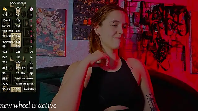 Snapshot of the_high_priestess chatting on February 10, 2026, 3:05 am the high priestess online show from February 10, 2026, 3:05 am