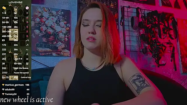 Snapshot of the_high_priestess chatting on February 3, 2026, 6:40 am the high priestess online show from February 3, 2026, 6:40 am