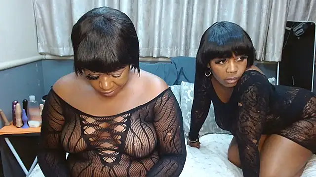 Snapshot of SlutyAngelxxx chatting on February 18, 2026, 10:28 pm SlutyAngelxxx online show from February 18, 2026, 10:28 pm