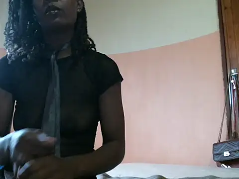 Snapshot of Pretty_miss_devilxxx35 chatting on October 30, 2025, 7:06 am Pretty miss devilxxx35 online show from October 30, 2025, 7:06 am