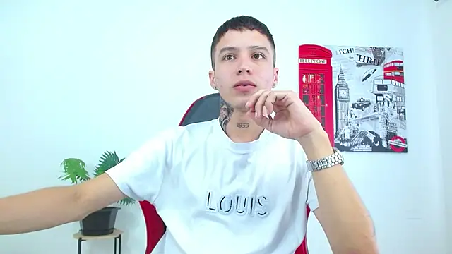 Snapshot of Cumandres18 chatting on December 17, 2025, 2:00 pm Cumandres18 online show from December 17, 2025, 2:00 pm