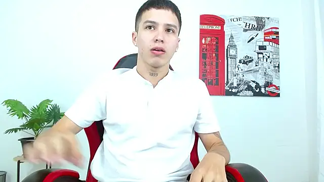 Snapshot of Cumandres18 chatting on November 6, 2025, 1:59 pm Cumandres18 online show from November 6, 2025, 1:59 pm