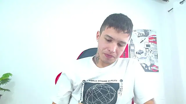 Snapshot of Cumandres18 chatting on January 7, 2026, 2:55 pm Cumandres18 online show from January 7, 2026, 2:55 pm