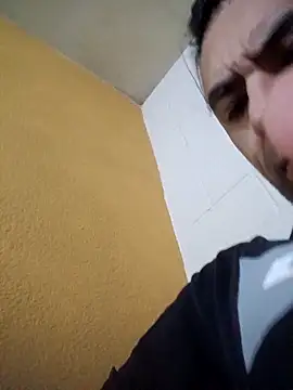 Mounstro3 online show from October 19, 2025, 3:26 pm