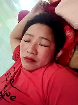 Snapshot of Mptrangp chatting on April 6, 2026, 4:19 am Mptrangp online show from April 6, 2026, 4:19 am