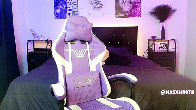 Snapshot of Mason_Rothwell chatting on December 16, 2025, 5:44 am Mason Rothwell online show from December 16, 2025, 5:44 am