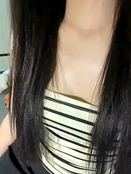 Snapshot of Dior_baby chatting on October 15, 2025, 1:15 am Dior baby online show from October 15, 2025, 1:15 am