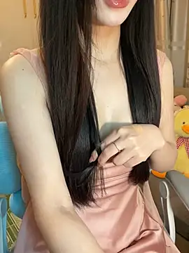 Dior baby online show from April 14, 2026, 2:05 am