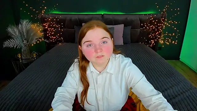 KattyRose8 online show from September 12, 2025, 12:16 pm