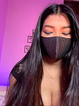 Snapshot of Neha18 chatting on December 17, 2025, 7:13 am Neha18 online show from December 17, 2025, 7:13 am