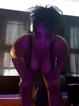 Nisha Benz online show from October 8, 2025, 8:09 pm