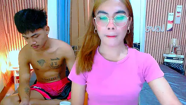 Snapshot of zeusdaven chatting on November 9, 2025, 4:49 am zeusdaven online show from November 9, 2025, 4:49 am