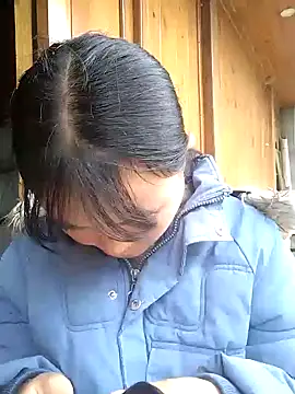 Snapshot of Chaotam1 chatting on October 22, 2025, 12:32 am Chaotam1 online show from October 22, 2025, 12:32 am