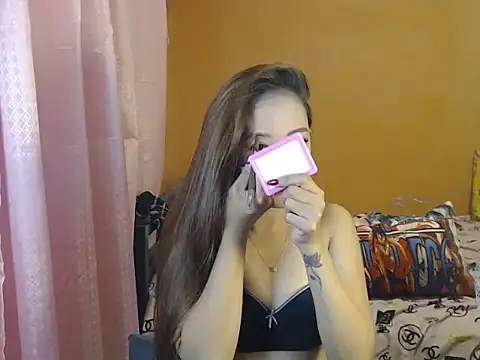 Snapshot of ur_petitejaya chatting on May 25, 2026, 6:50 pm ur petitejaya online show from May 25, 2026, 6:50 pm