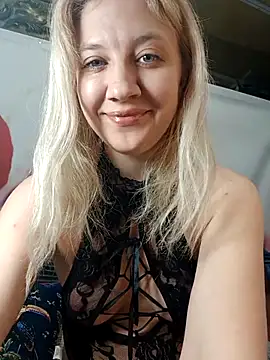 HeronDenni online show from March 24, 2026, 2:44 am