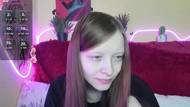 Snapshot of AliceHaris chatting on December 5, 2025, 5:17 am AliceHaris online show from December 5, 2025, 5:17 am