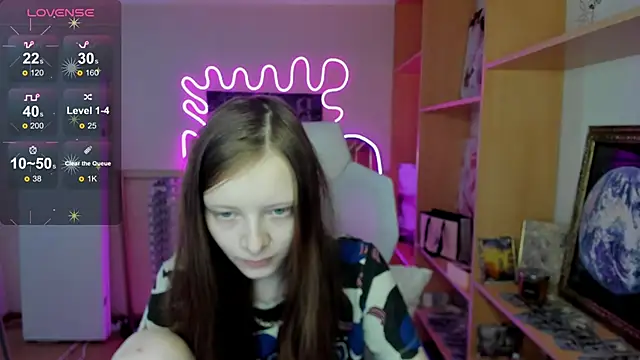 Snapshot of AliceHaris chatting on November 15, 2025, 3:10 am AliceHaris online show from November 15, 2025, 3:10 am