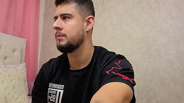 Snapshot of ryan_evanss chatting on October 28, 2025, 10:58 am ryan evanss online show from October 28, 2025, 10:58 am