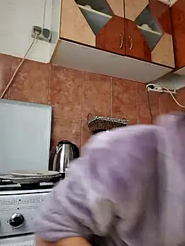 Snapshot of alinaalinutzq chatting on October 18, 2025, 2:08 pm alinaalinutzq online show from October 18, 2025, 2:08 pm