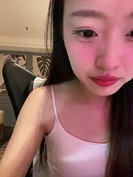 MengMeng0515 online show from April 2, 2026, 11:39 am