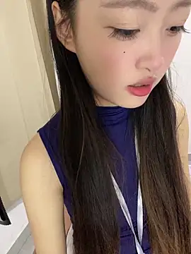 MengMeng0515 online show from June 5, 2026, 1:39 pm